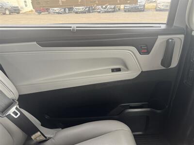 2018 Honda Odyssey Touring   - Photo 23 - Schoolcraft, MI 49087