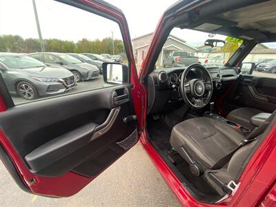 2013 Jeep Wrangler Unlimited Sport   - Photo 22 - Schoolcraft, MI 49087