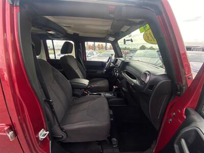 2013 Jeep Wrangler Unlimited Sport   - Photo 10 - Schoolcraft, MI 49087