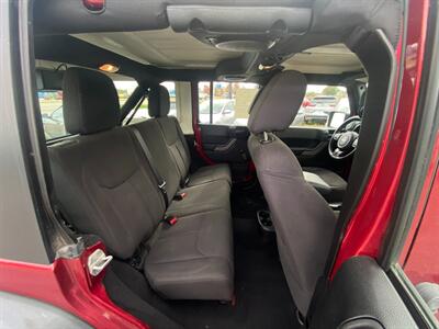 2013 Jeep Wrangler Unlimited Sport   - Photo 14 - Schoolcraft, MI 49087