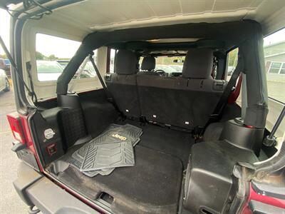 2013 Jeep Wrangler Unlimited Sport   - Photo 17 - Schoolcraft, MI 49087