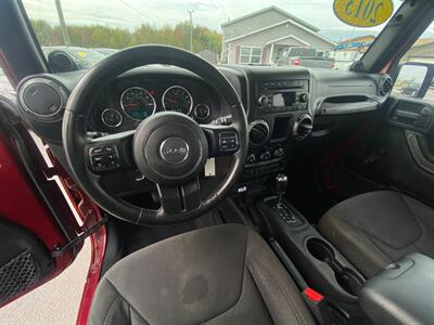 2013 Jeep Wrangler Unlimited Sport   - Photo 26 - Schoolcraft, MI 49087