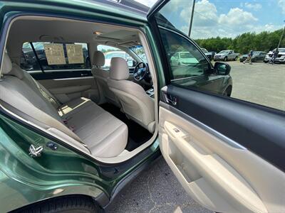 2014 Subaru Outback 2.5i Premium   - Photo 15 - Schoolcraft, MI 49087