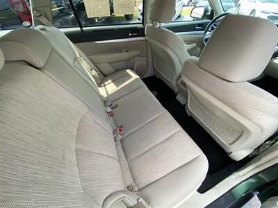 2014 Subaru Outback 2.5i Premium   - Photo 19 - Schoolcraft, MI 49087