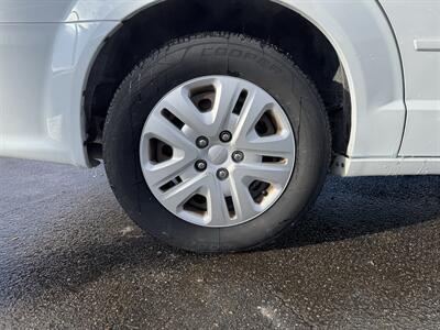 2015 Dodge Grand Caravan SE   - Photo 33 - Schoolcraft, MI 49087
