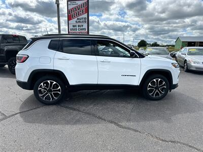 2022 Jeep Compass Limited   - Photo 11 - Schoolcraft, MI 49087