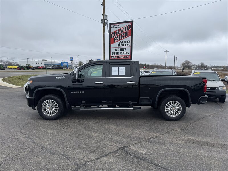 2022 Chevrolet Silverado 2500HD High Country   - Photo 1 - Schoolcraft, MI 49087