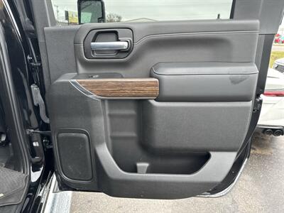 2022 Chevrolet Silverado 2500HD High Country   - Photo 23 - Schoolcraft, MI 49087