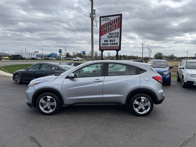2017 Honda HR-V LX   - Photo 1 - Schoolcraft, MI 49087