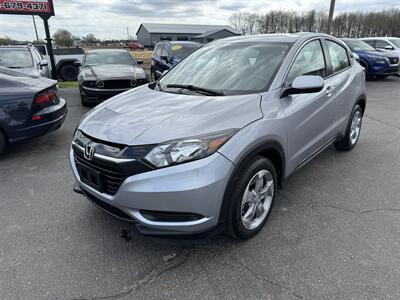 2017 Honda HR-V LX - Photo 5 - Schoolcraft, MI 49087