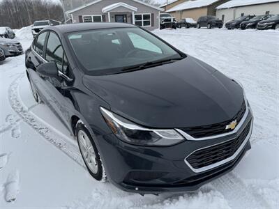 2018 Chevrolet Cruze LT Auto   - Photo 4 - Schoolcraft, MI 49087