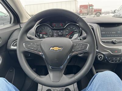 2018 Chevrolet Cruze LT Auto   - Photo 8 - Schoolcraft, MI 49087