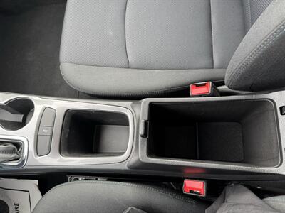 2018 Chevrolet Cruze LT Auto   - Photo 13 - Schoolcraft, MI 49087