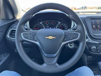 2022 Chevrolet Equinox LT   - Photo 11 - Schoolcraft, MI 49087