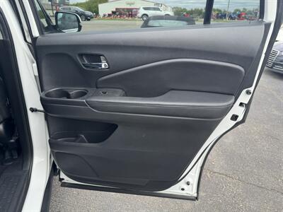 2020 Honda Pilot EX - Photo 26 - Schoolcraft, MI 49087