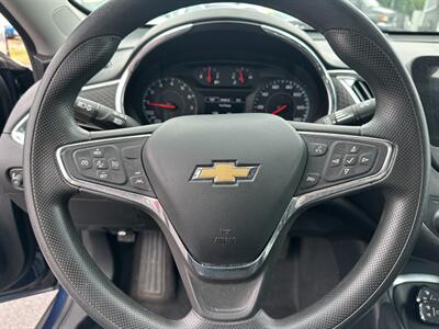 2020 Chevrolet Malibu LT   - Photo 35 - Schoolcraft, MI 49087