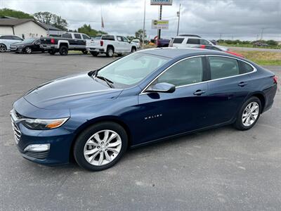 2020 Chevrolet Malibu LT   - Photo 6 - Schoolcraft, MI 49087