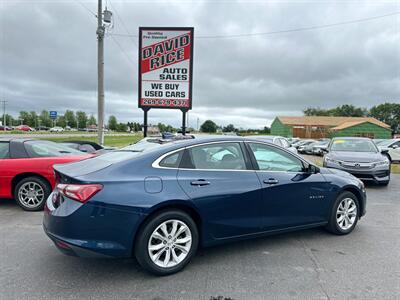 2020 Chevrolet Malibu LT   - Photo 11 - Schoolcraft, MI 49087