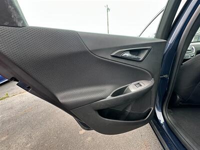 2020 Chevrolet Malibu LT   - Photo 25 - Schoolcraft, MI 49087