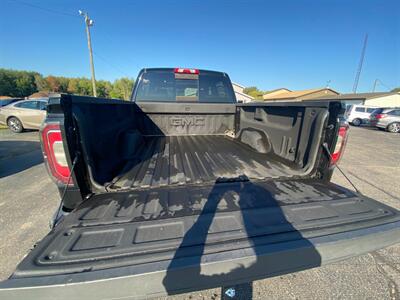 2018 GMC Sierra 1500 SLT  BADLANDS EDITION   - Photo 19 - Schoolcraft, MI 49087