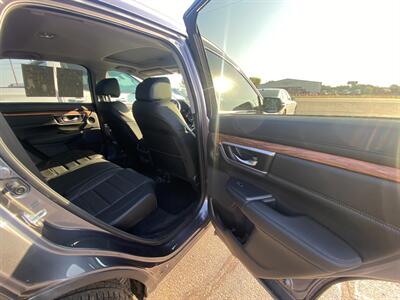 2020 Honda CR-V Touring   - Photo 10 - Schoolcraft, MI 49087