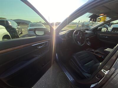 2020 Honda CR-V Touring   - Photo 17 - Schoolcraft, MI 49087