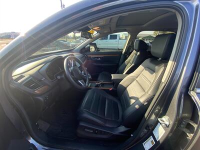 2020 Honda CR-V Touring   - Photo 19 - Schoolcraft, MI 49087