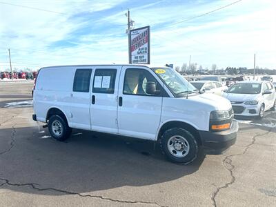 2020 Chevrolet Express 2500   - Photo 1 - Schoolcraft, MI 49087