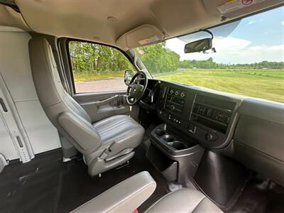 2020 Chevrolet Express 2500   - Photo 15 - Schoolcraft, MI 49087
