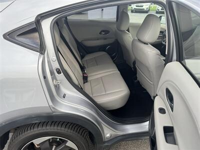 2018 Honda HR-V EX-L w/Navi   - Photo 21 - Schoolcraft, MI 49087