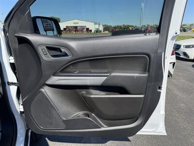 2022 Chevrolet Colorado LT   - Photo 30 - Schoolcraft, MI 49087