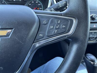 2018 Chevrolet Equinox LT   - Photo 10 - Schoolcraft, MI 49087