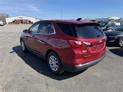 2018 Chevrolet Equinox LT   - Photo 2 - Schoolcraft, MI 49087