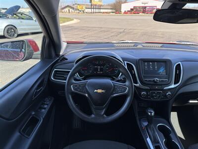 2018 Chevrolet Equinox LT   - Photo 17 - Schoolcraft, MI 49087
