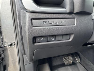 2023 Nissan Rogue S   - Photo 7 - Schoolcraft, MI 49087