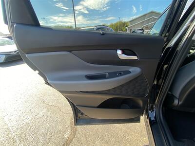 2023 Hyundai SANTA FE Hybrid Blue   - Photo 21 - Schoolcraft, MI 49087