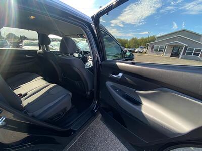 2023 Hyundai SANTA FE Hybrid Blue   - Photo 15 - Schoolcraft, MI 49087