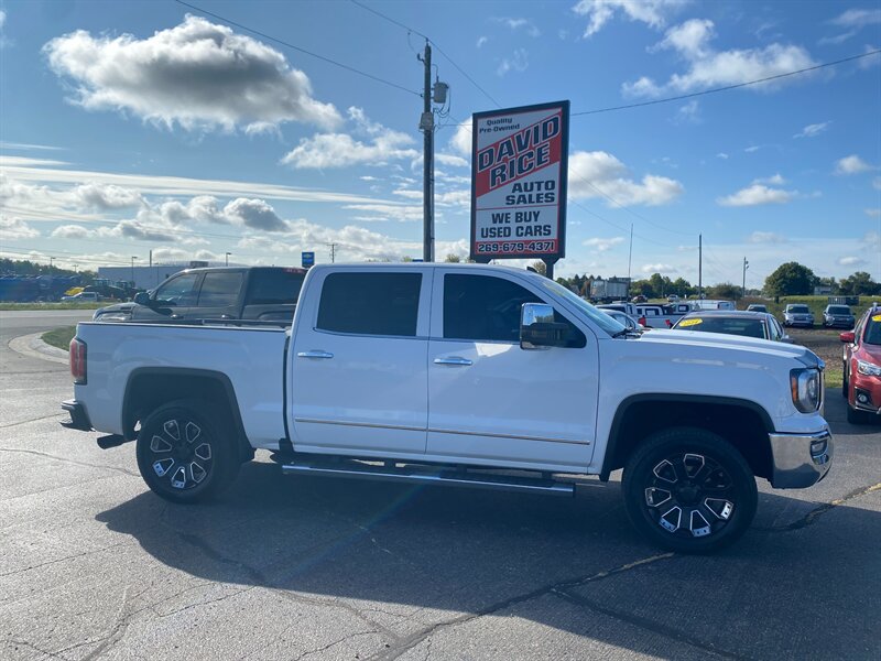2018 GMC Sierra 1500 SLT - Photo 1 - Schoolcraft, MI 49087
