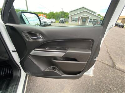 2022 Chevrolet Colorado LT   - Photo 10 - Schoolcraft, MI 49087
