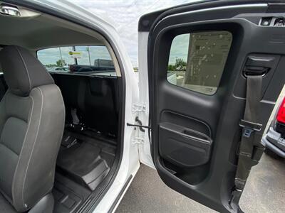 2022 Chevrolet Colorado LT   - Photo 23 - Schoolcraft, MI 49087