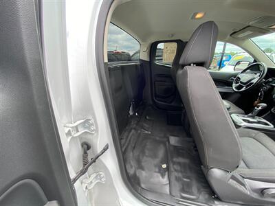2022 Chevrolet Colorado LT   - Photo 15 - Schoolcraft, MI 49087