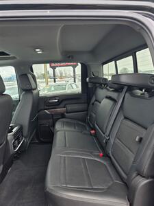 2020 GMC Sierra 2500HD Denali   - Photo 9 - Schoolcraft, MI 49087