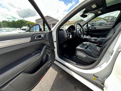 2014 Porsche Cayenne GTS   - Photo 24 - Schoolcraft, MI 49087