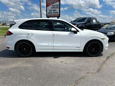 2014 Porsche Cayenne GTS   - Photo 10 - Schoolcraft, MI 49087