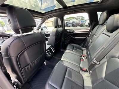 2014 Porsche Cayenne GTS   - Photo 19 - Schoolcraft, MI 49087