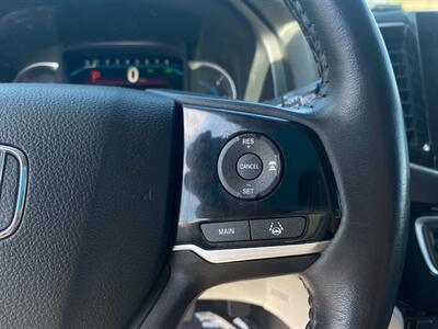 2022 Honda Pilot Touring w/Rear Captains   - Photo 31 - Schoolcraft, MI 49087