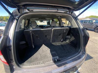 2022 Honda Pilot Touring w/Rear Captains   - Photo 18 - Schoolcraft, MI 49087