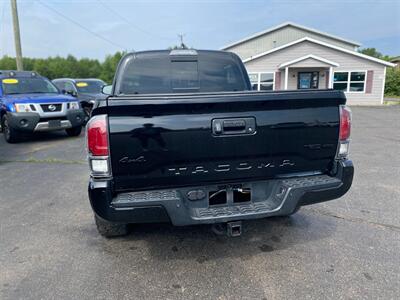 2021 Toyota Tacoma TRD Pro   - Photo 7 - Schoolcraft, MI 49087
