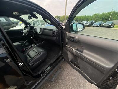 2021 Toyota Tacoma TRD Pro   - Photo 10 - Schoolcraft, MI 49087