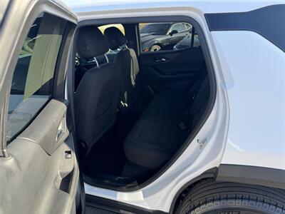 2025 Chevrolet Equinox LT   - Photo 21 - Schoolcraft, MI 49087